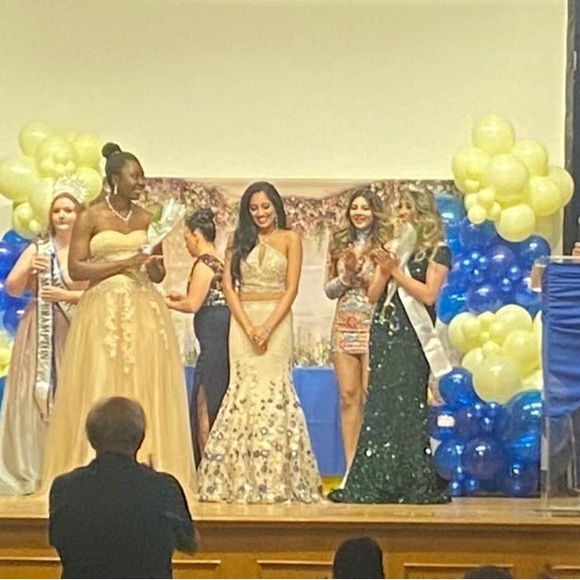 Champagne Beige Prom Dress Ballgown - Picture 2 of 2